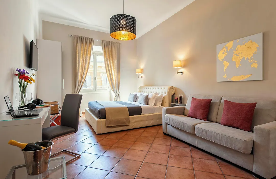 Spacious Central Apartment near Via Veneto&Villa Borghese - up to 11 guests-1